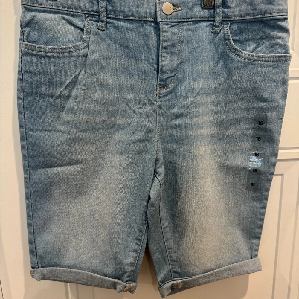 Children’s place denim shorts NWT